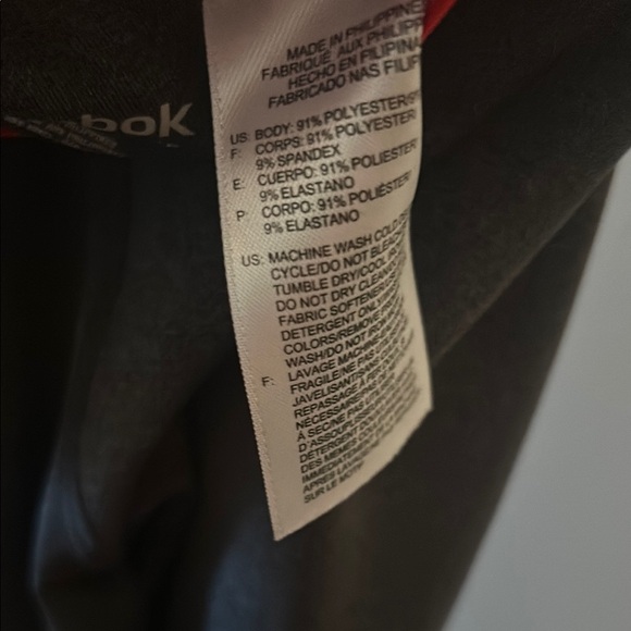 Reebok Gray and Red Leggings Athletic Fit - Picture 4 of 10